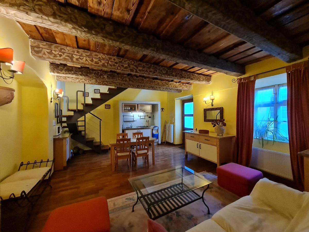 Magic Central Attic Apartment Prague Exterior photo